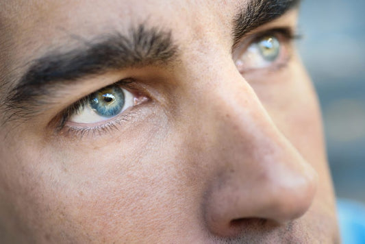 Como Hacer crecer las Pestañas y Cejas en Hombres